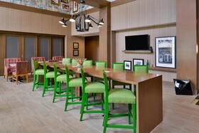 Hampton Inn & Suites Saint Paul Oakdale Woodbury by Hilton
