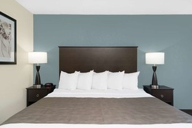 Baymont by Wyndham Owatonna