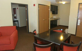 Motel 6 Owatonna, MN - Near Medical Center