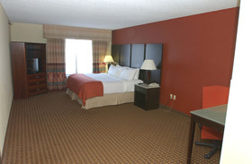 Motel 6 Owatonna, MN - Near Medical Center