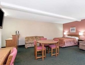 Super 8 by Wyndham Perham