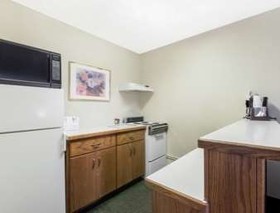 Super 8 by Wyndham Perham