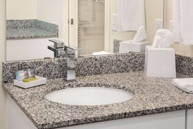 WaterWalk Extended Stay by Wyndham Minneapolis - Plymouth