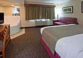 AmericInn by Wyndham Duluth South Black Woods Event Center