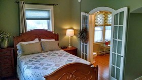 The Vintage Inn Bed & Breakfast