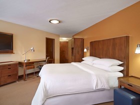 Four Points by Sheraton Mall of America Minneapolis Airport
