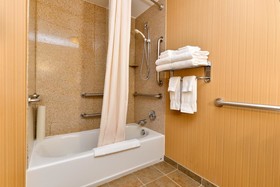 Holiday Inn Express Rochester South - Mayo Area