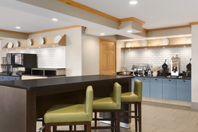 Country Inn & Suites by Radisson Rochester South Mayo Clinic