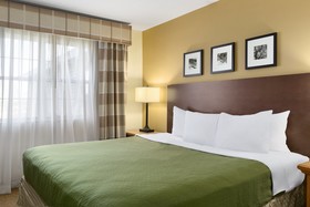 Country Inn & Suites by Radisson Rochester South Mayo Clinic