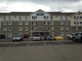 Days Inn & Suites by Wyndham Rochester Mayo Clinic South