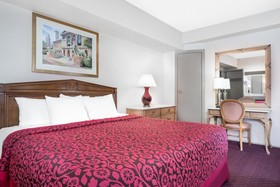 Days Inn by Wyndham Rochester Downtown