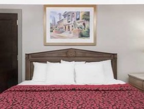 Days Inn by Wyndham Rochester Downtown