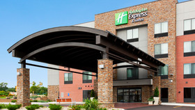 Holiday Inn Express Hotel & Suites Rochester West-Medical Center