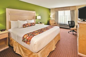 La Quinta Inn & Suites by Wyndham Rochester Mayo Clinic S