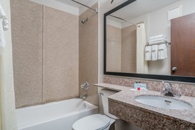 Microtel Inn & Suites by Wyndham Rochester North Mayo Clinic