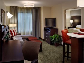 Staybridge Suites Rochester Commerce Dr Nw