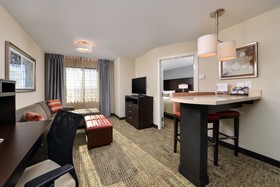 Staybridge Suites Rochester Commerce Dr Nw
