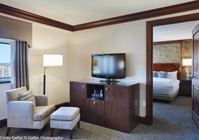 The Towers At The Kahler Grand Hotel