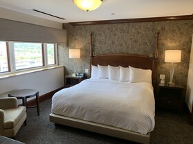 The Towers At The Kahler Grand Hotel