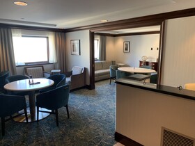 The Towers At The Kahler Grand Hotel