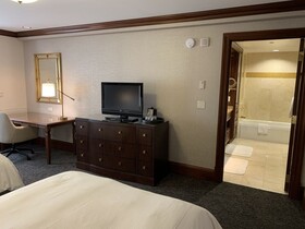 The Towers At The Kahler Grand Hotel