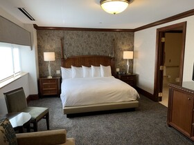 The Towers At The Kahler Grand Hotel