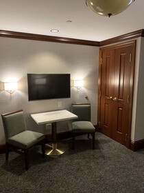 The Towers At The Kahler Grand Hotel
