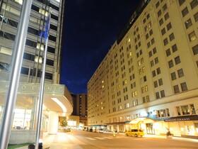 The Towers At The Kahler Grand Hotel