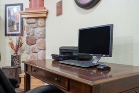 Aspen Hotel Rogers