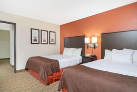 Aspen Hotel Rogers