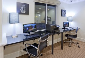 Holiday Inn Express Hotel & Suites Roger
