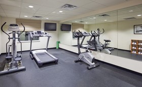 Holiday Inn Express Hotel & Suites Roger