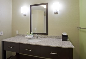 Holiday Inn Express Hotel & Suites Roger