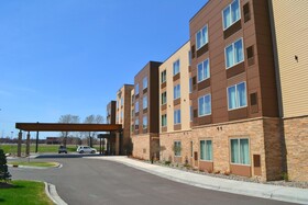 Country Inn & Suites by Radisson, Roseville, MN