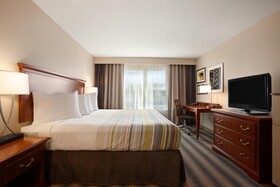 Country Inn & Suites by Radisson, Roseville, MN