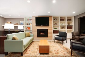 Country Inn & Suites by Radisson, Roseville, MN