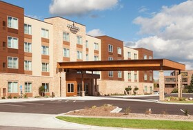Country Inn & Suites by Radisson, Roseville, MN