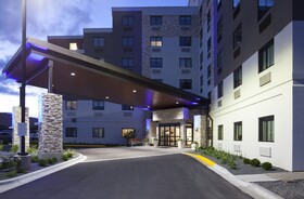 Holiday Inn Express Roseville-St. Paul