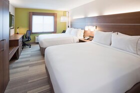 Holiday Inn Express Roseville-St. Paul