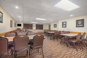 AmericInn by Wyndham Sauk Centre