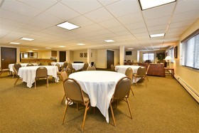 Best Western Plus Kelly Inn - St. Cloud Hotel
