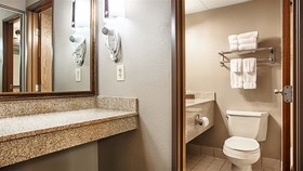 Best Western Plus Kelly Inn - St. Cloud Hotel