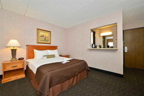 Best Western Plus Kelly Inn - St. Cloud Hotel