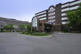 Best Western Plus Kelly Inn - St. Cloud Hotel