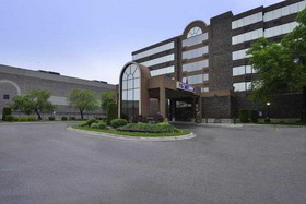 Best Western Plus Kelly Inn - St. Cloud Hotel