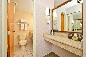 Best Western Plus Kelly Inn - St. Cloud Hotel