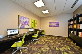 Best Western Plus Kelly Inn - St. Cloud Hotel