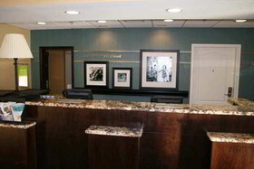 Hampton Inn & Suites St. Cloud