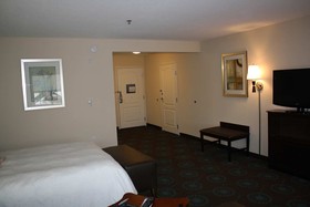 Hampton Inn & Suites St. Cloud