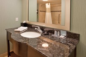 Hampton Inn & Suites St. Cloud
